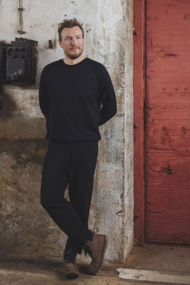 mustat alpakka housut miehelle