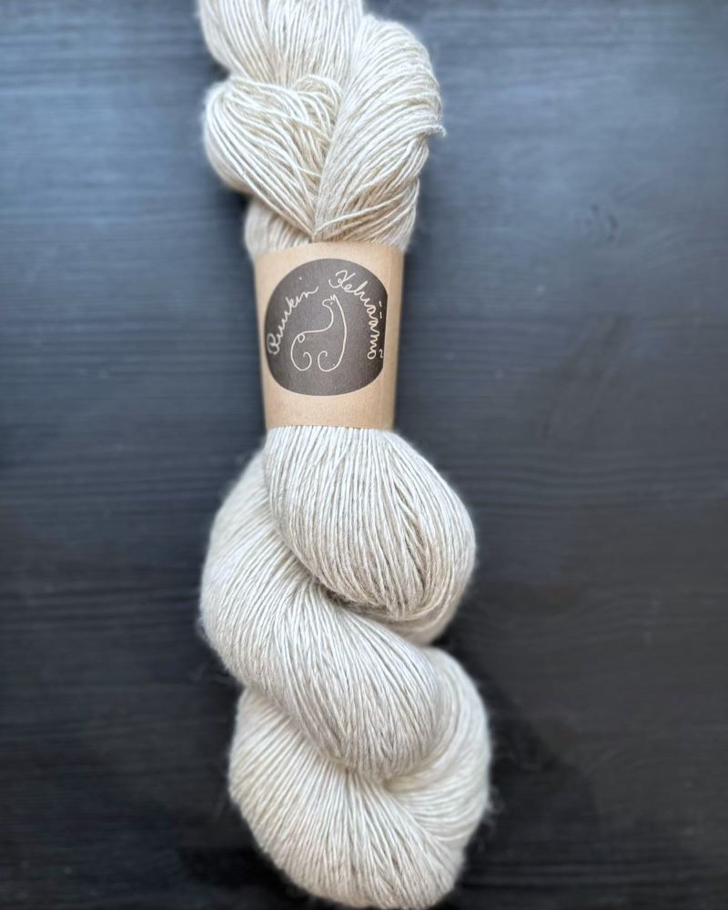 Alpaca silk linen yarn