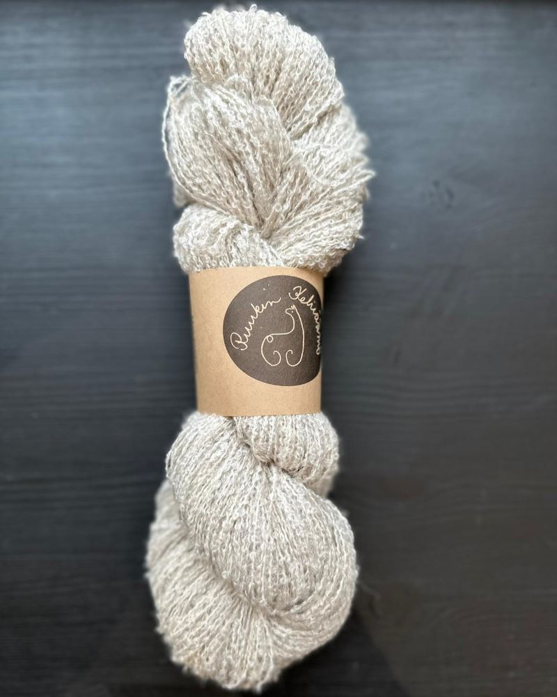 Running alpaca silk thread