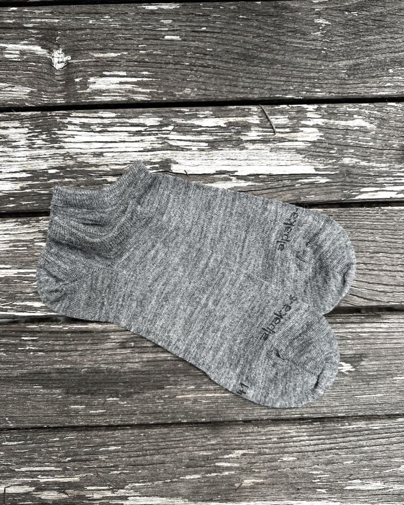 Stemless ankle sock